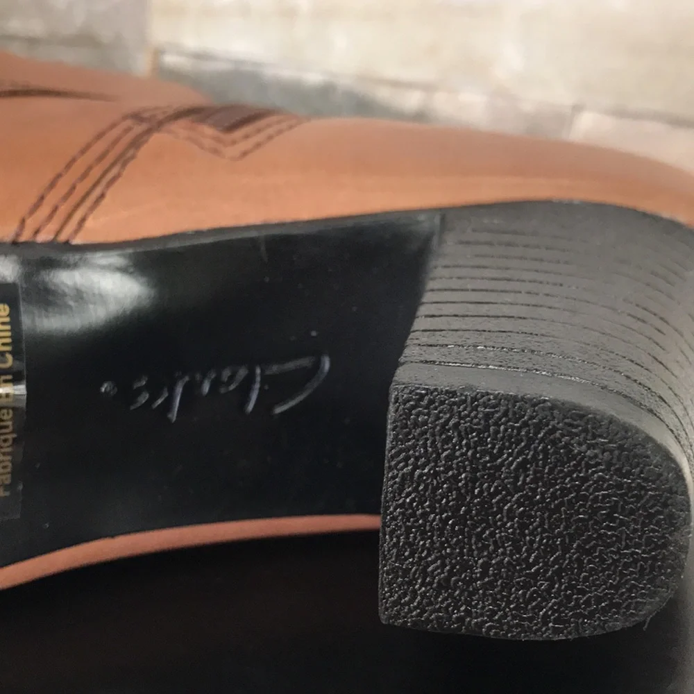🎁 Clarks Women's Sapphire Vesta Boot - Picture 8 of 8